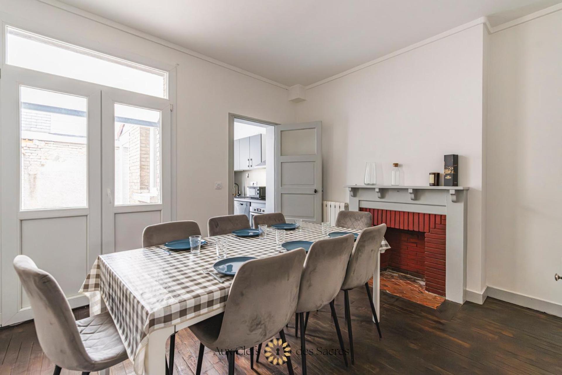 Maison De Ville Avec Cour Place Luton Reims Esterno foto