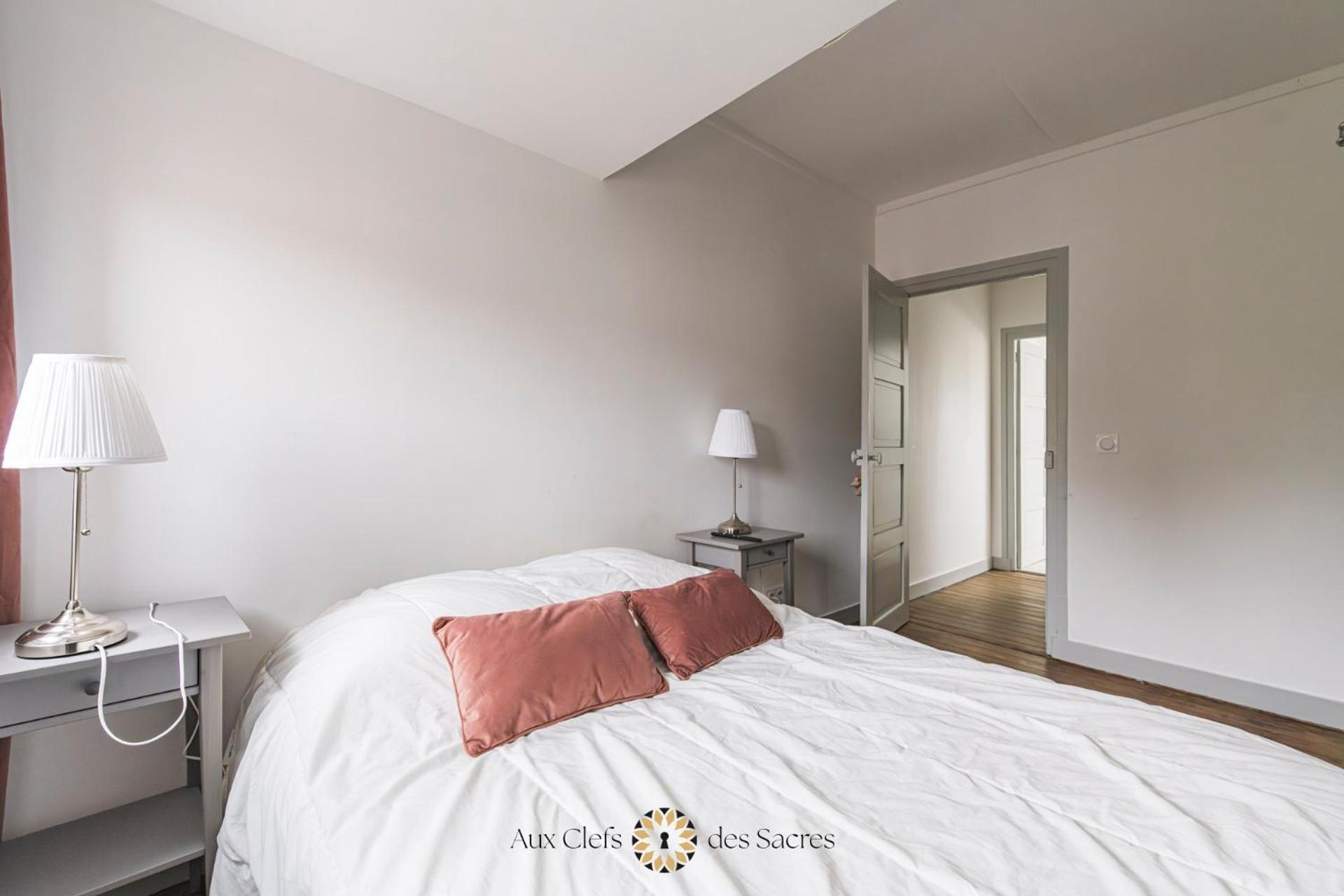 Maison De Ville Avec Cour Place Luton Reims Esterno foto
