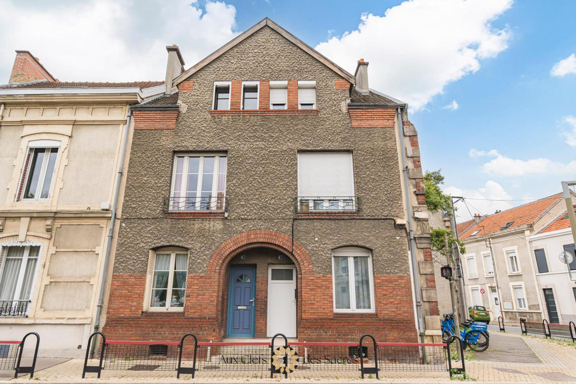 Maison De Ville Avec Cour Place Luton Reims Esterno foto